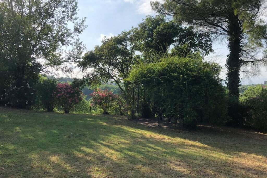 La Casa Nel Bosco Βίλα Lari Εξωτερικό φωτογραφία