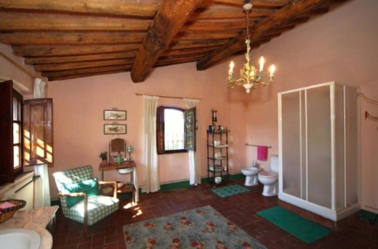 La Casa Nel Bosco Βίλα Lari Εξωτερικό φωτογραφία